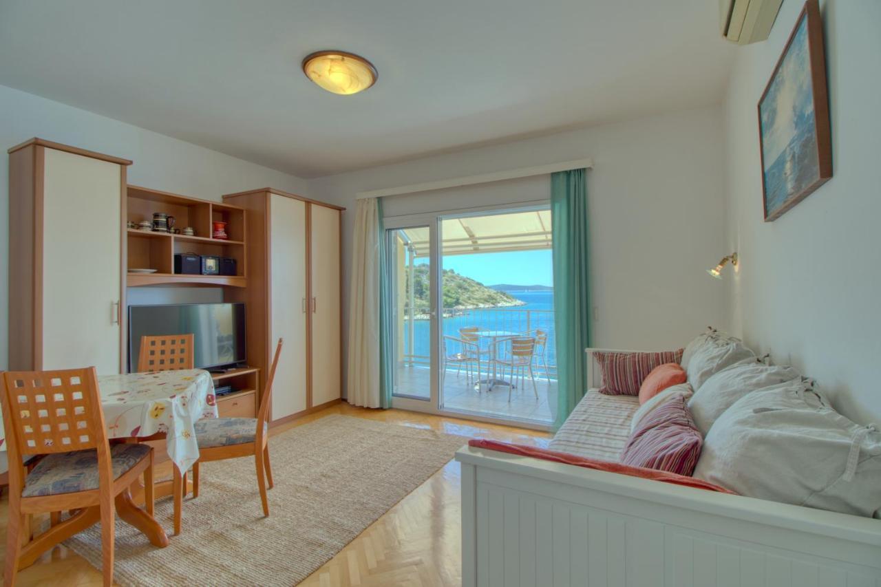Apartments Podvorac Tribalj Екстериор снимка